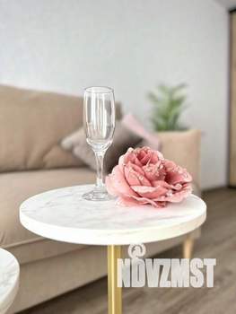 1-к квартира, посуточно, 54м2, 1/1 этаж