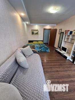 1-к квартира, посуточно, 40м2, 4/5 этаж