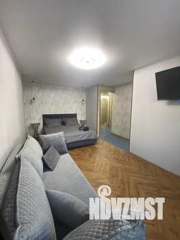 1-к квартира, посуточно, 32м2, 3/6 этаж