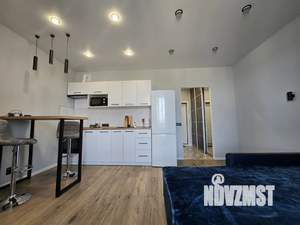 Студия квартира, посуточно, 28м2, 14/19 этаж