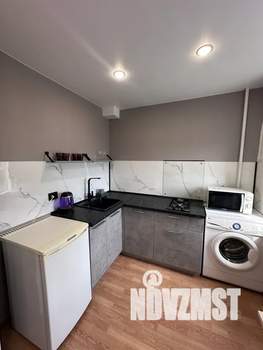 Студия квартира, посуточно, 30м2, 4/5 этаж