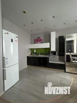 Студия квартира, на длительный срок, 62м2, 26/32 этаж