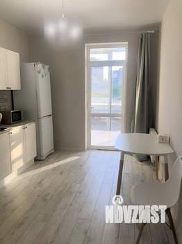 1-к квартира, посуточно, 42м2, 2/21 этаж