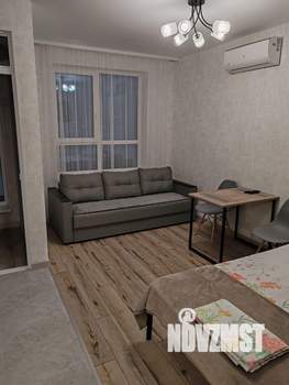 Студия квартира, посуточно, 33м2, 14/23 этаж