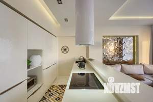 Студия квартира, посуточно, 57м2, 22/25 этаж