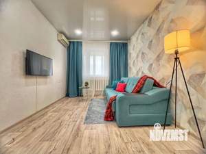 1-к квартира, посуточно, 40м2, 9/9 этаж