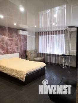 Студия квартира, посуточно, 32м2, 2/5 этаж