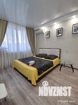 1-к квартира, посуточно, 36м2, 6/9 этаж