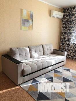 1-к квартира, посуточно, 54м2, 1/1 этаж