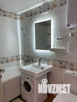 Студия квартира, посуточно, 33м2, 2/9 этаж