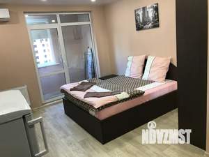 Студия квартира, посуточно, 32м2, 10/19 этаж