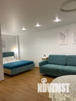 Студия квартира, посуточно, 33м2, 2/9 этаж