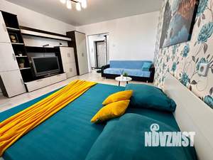 1-к квартира, посуточно, 46м2, 8/10 этаж