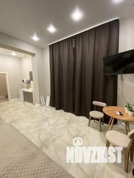 1-к квартира, посуточно, 33м2, 1/2 этаж