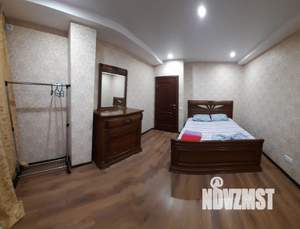 3-к квартира, посуточно, 80м2, 18/23 этаж