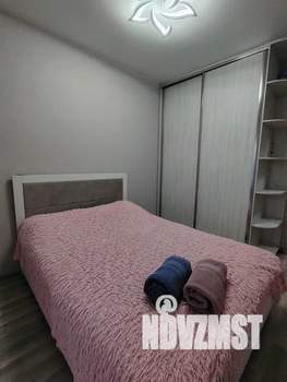 1-к квартира, посуточно, 40м2, 1/9 этаж