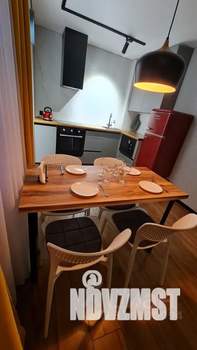 1-к квартира, посуточно, 42м2, 2/18 этаж