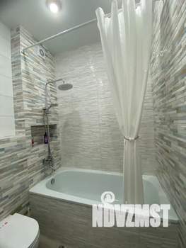 Студия квартира, посуточно, 35м2, 5/22 этаж