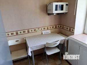 2-к квартира, посуточно, 42м2, 5/5 этаж