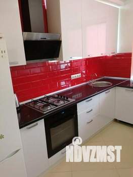 1-к квартира, посуточно, 65м2, 1/1 этаж