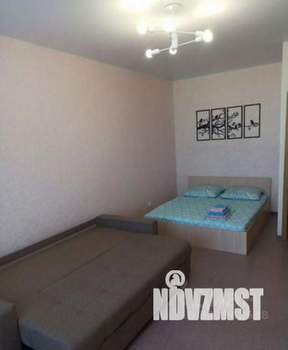 1-к квартира, посуточно, 37м2, 1/1 этаж