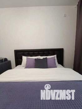 1-к квартира, посуточно, 46м2, 1/1 этаж