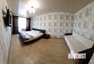 1-к квартира, посуточно, 32м2, 3/5 этаж