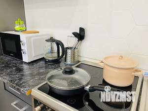 1-к квартира, посуточно, 35м2, 3/23 этаж