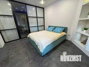 1-к квартира, посуточно, 53м2, 1/1 этаж