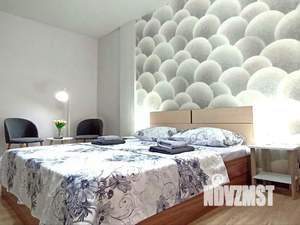 1-к квартира, посуточно, 55м2, 1/1 этаж