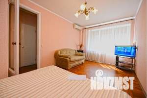 1-к квартира, посуточно, 35м2, 6/9 этаж
