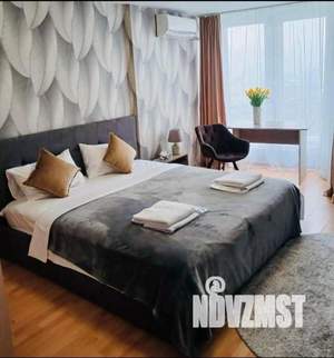 1-к квартира, посуточно, 59м2, 1/1 этаж