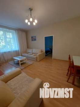 1-к квартира, посуточно, 57м2, 3/7 этаж