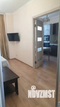 1-к квартира, посуточно, 40м2, 6/6 этаж