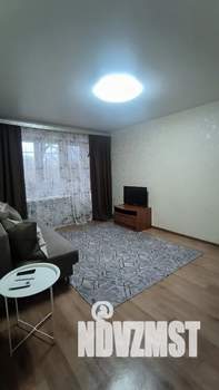 2-к квартира, посуточно, 48м2, 1/5 этаж
