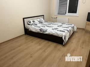 1-к квартира, посуточно, 40м2, 7/10 этаж