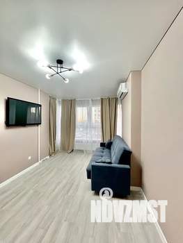 1-к квартира, посуточно, 40м2, 2/22 этаж