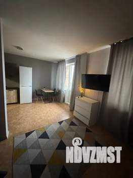 Студия квартира, посуточно, 36м2, 18/24 этаж