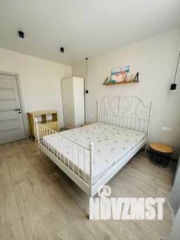 1-к квартира, посуточно, 40м2, 14/23 этаж