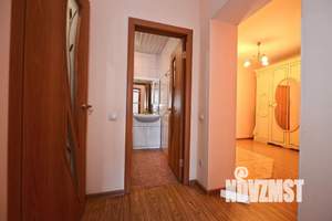 1-к квартира, посуточно, 35м2, 4/10 этаж