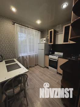 1-к квартира, посуточно, 33м2, 3/5 этаж