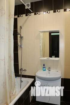 1-к квартира, посуточно, 42м2, 15/17 этаж