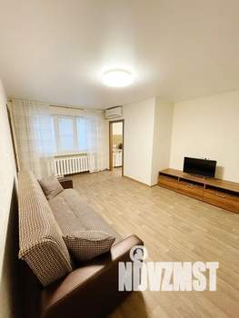 2-к квартира, посуточно, 52м2, 1/5 этаж