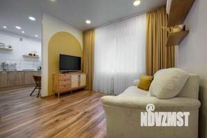 1-к квартира, посуточно, 37м2, 1/1 этаж