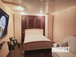 1-к квартира, посуточно, 38м2, 1/9 этаж