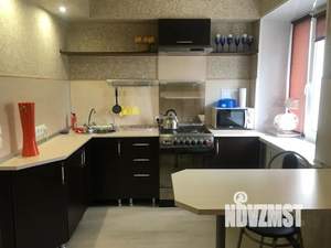 Студия квартира, посуточно, 32м2, 4/5 этаж