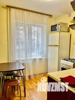 1-к квартира, посуточно, 34м2, 1/5 этаж