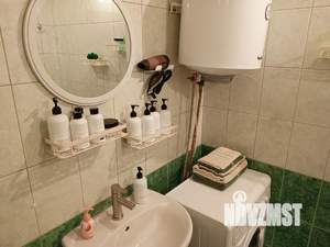 Студия квартира, посуточно, 35м2, 2/9 этаж