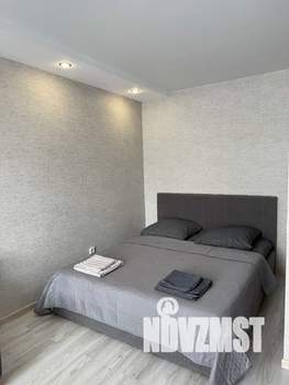 1-к квартира, посуточно, 35м2, 3/3 этаж