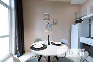 1-к квартира, посуточно, 38м2, 20/24 этаж